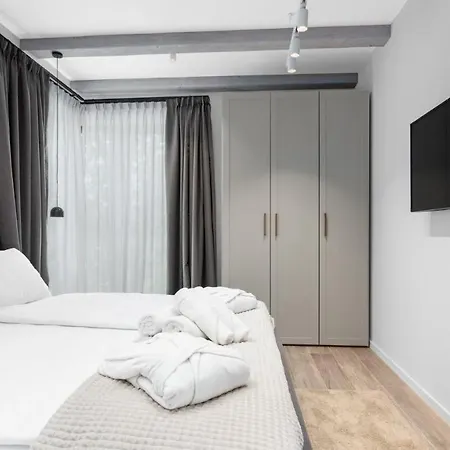 Ursaria Guest house *