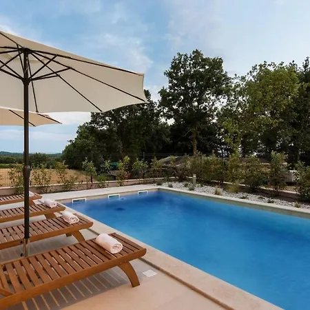Guest house Ursaria Kadumi