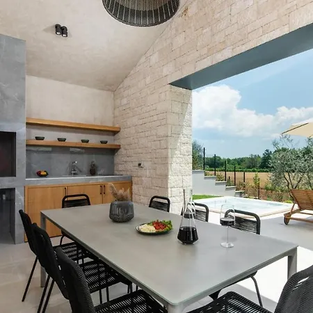 Guest house Ursaria *